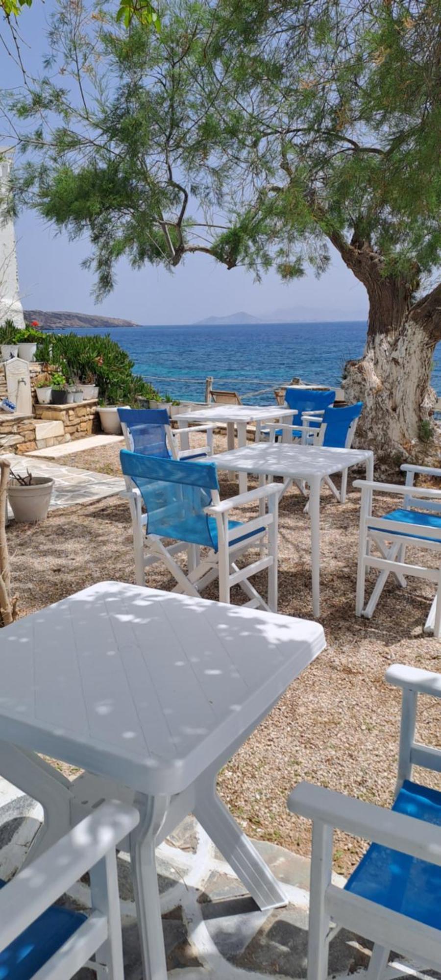 Dinas Inn Piso Livadi Bagian luar foto