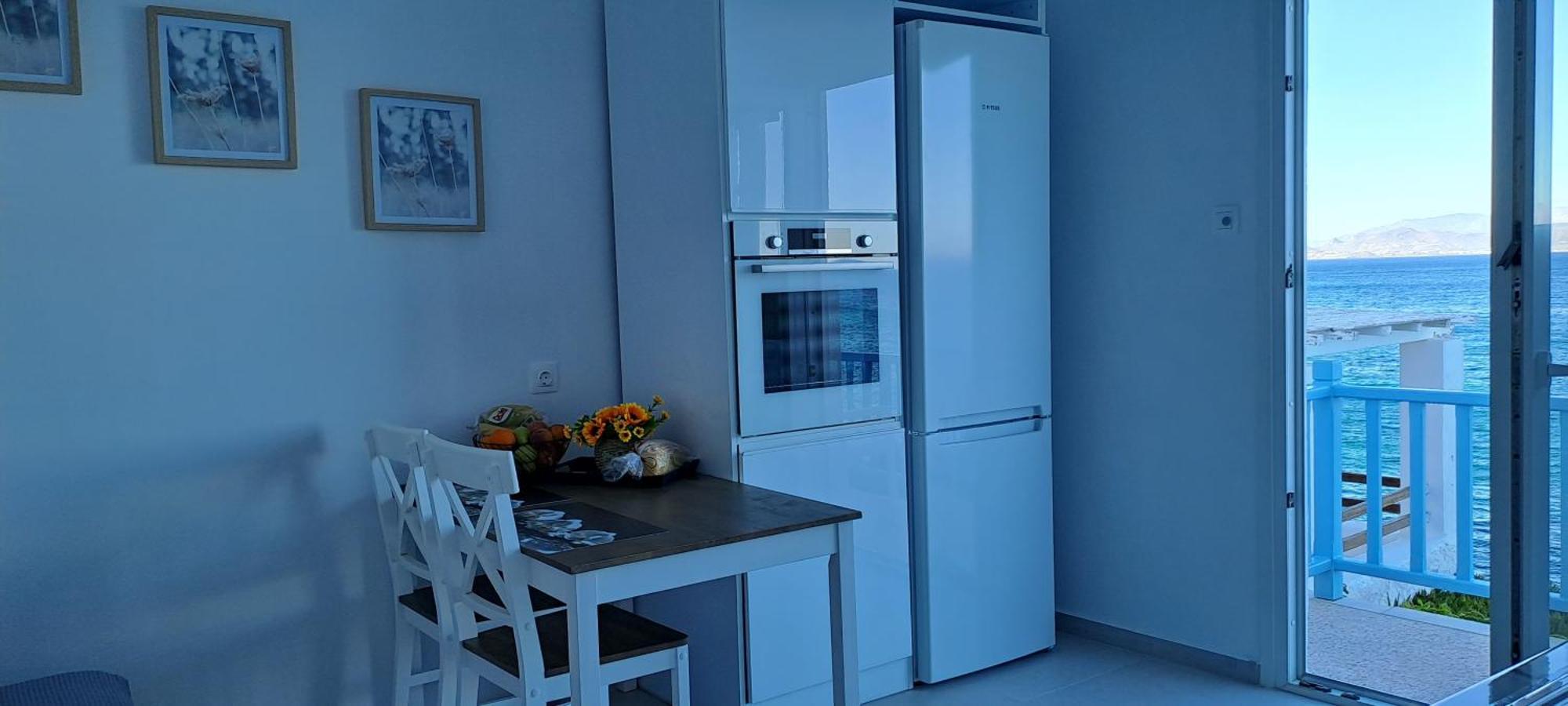 Dinas Inn Piso Livadi Bagian luar foto