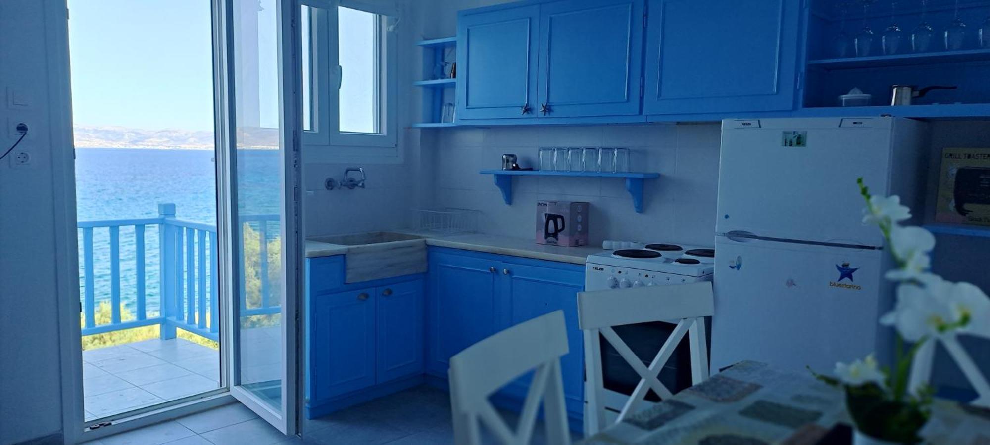 Dinas Inn Piso Livadi Bagian luar foto