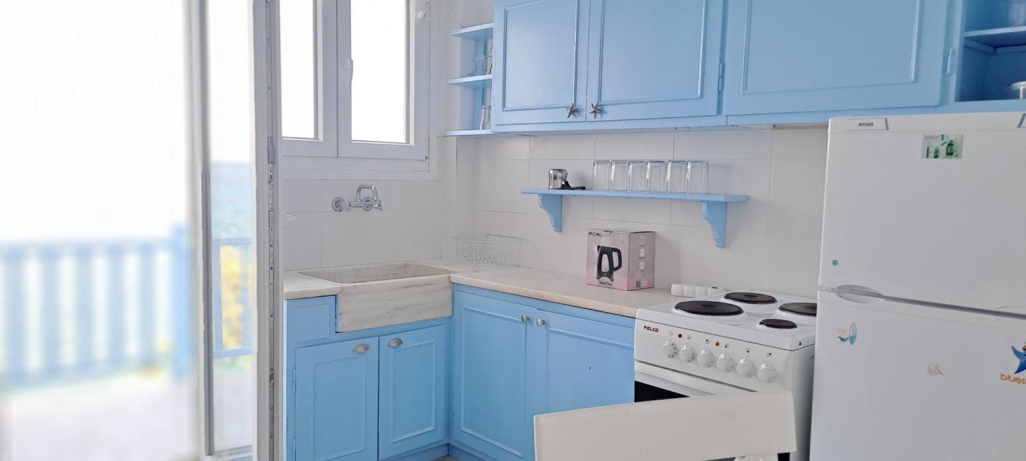 Dinas Inn Piso Livadi Bagian luar foto