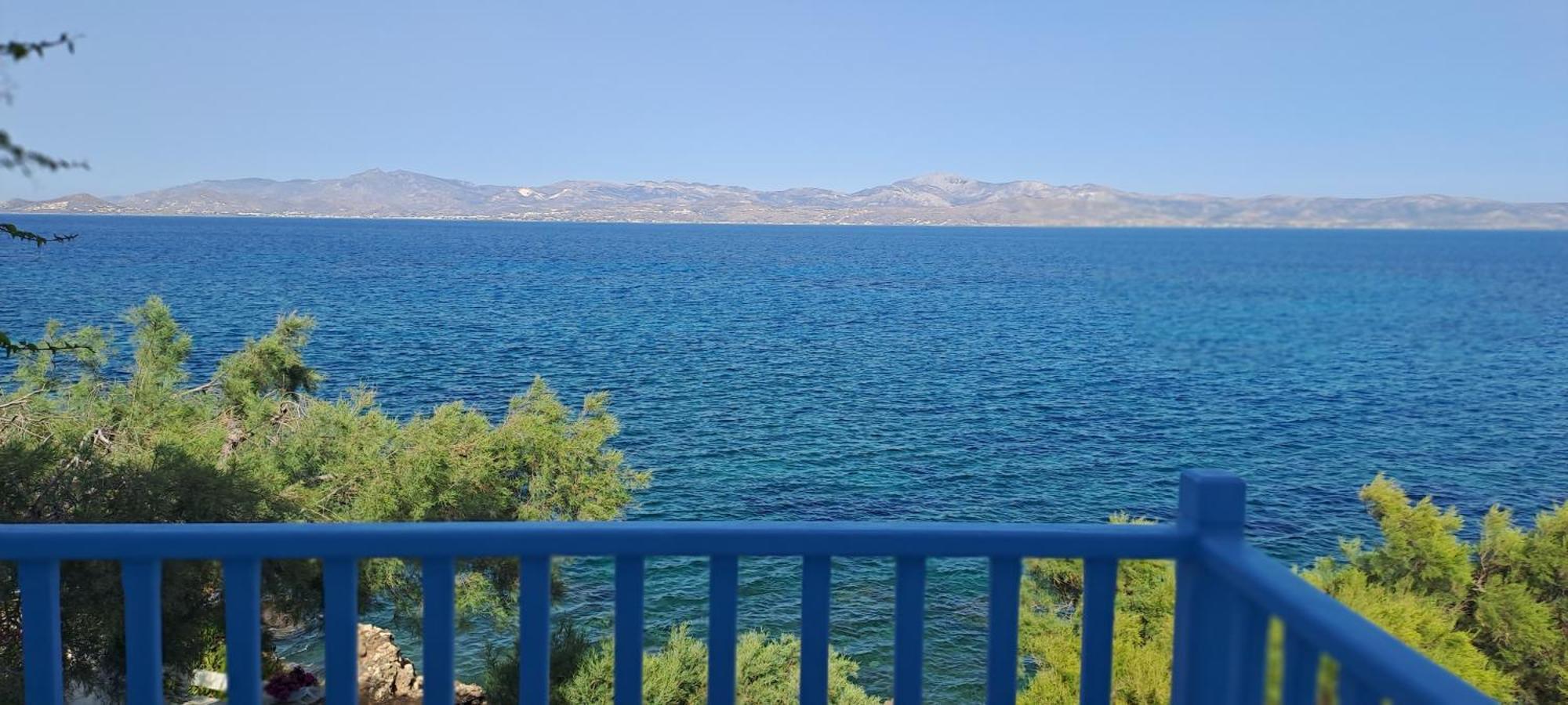 Dinas Inn Piso Livadi Bagian luar foto